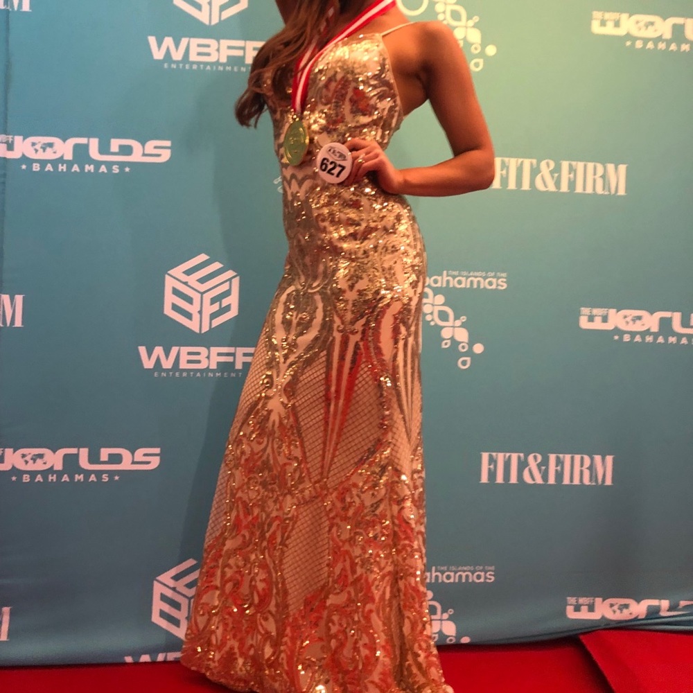 EVENING GOWN - GOLD